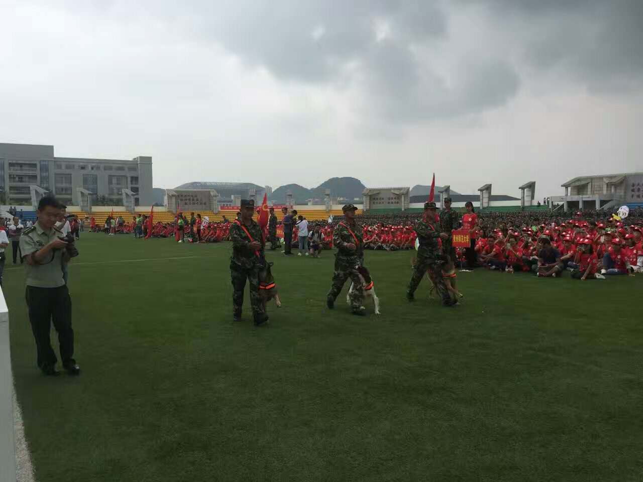 2016年全省消防宣傳進軍訓(xùn)暨首屆高校（校際）消防技能大比拼活動